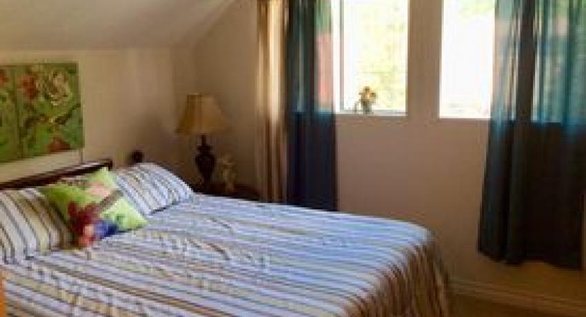 Lovely large upstairs Queen bedroom